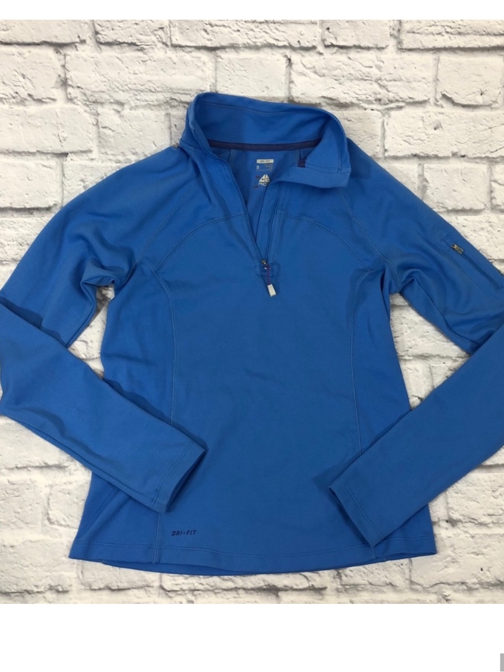 Nike ACG Quarter zip pullover top bright Blue Small Long sleeve